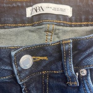 Zara Jeans